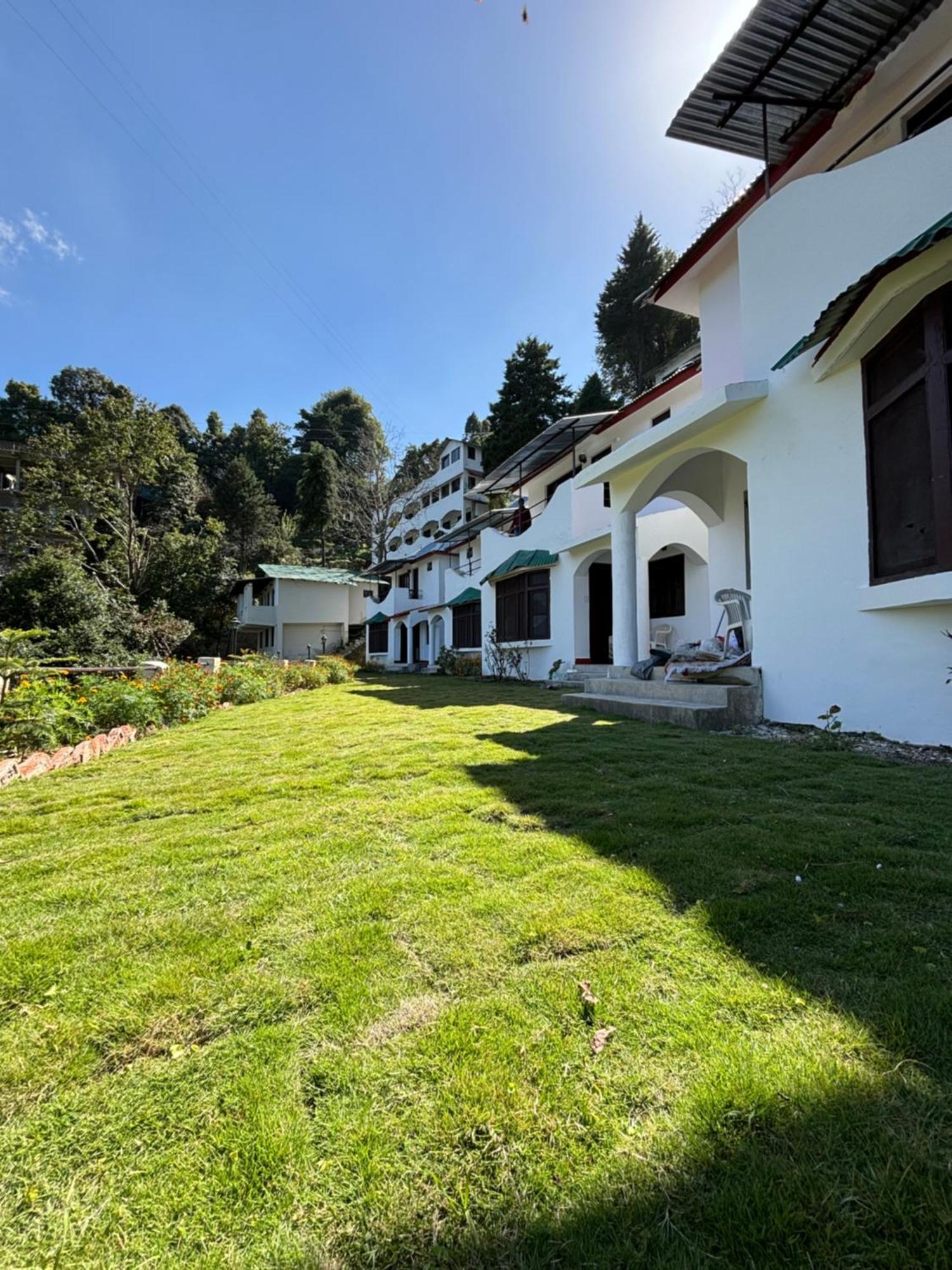 Kumaon Roop Resort Near Kainchi Dham Nainital Exterior foto